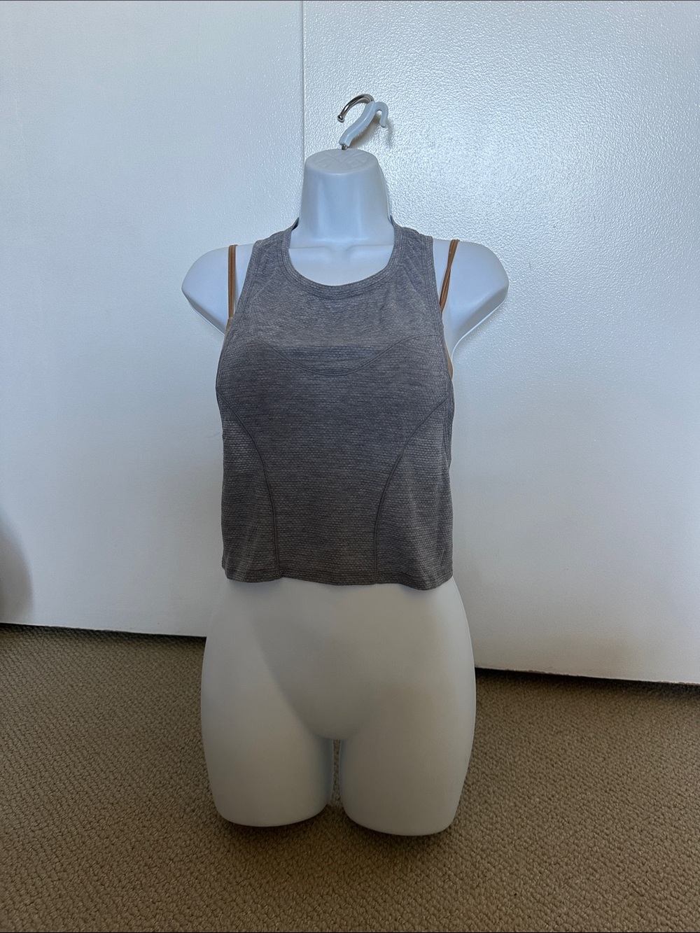 Lululemon Women’s Crop Top